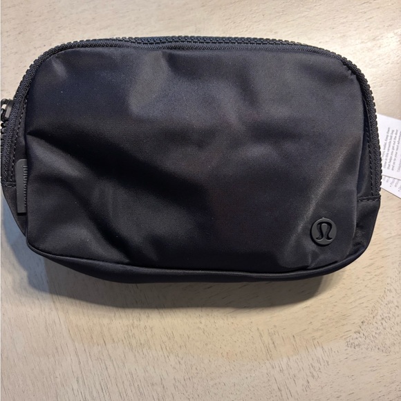 lululemon athletica Black Belt Bag - Picture 13 of 13